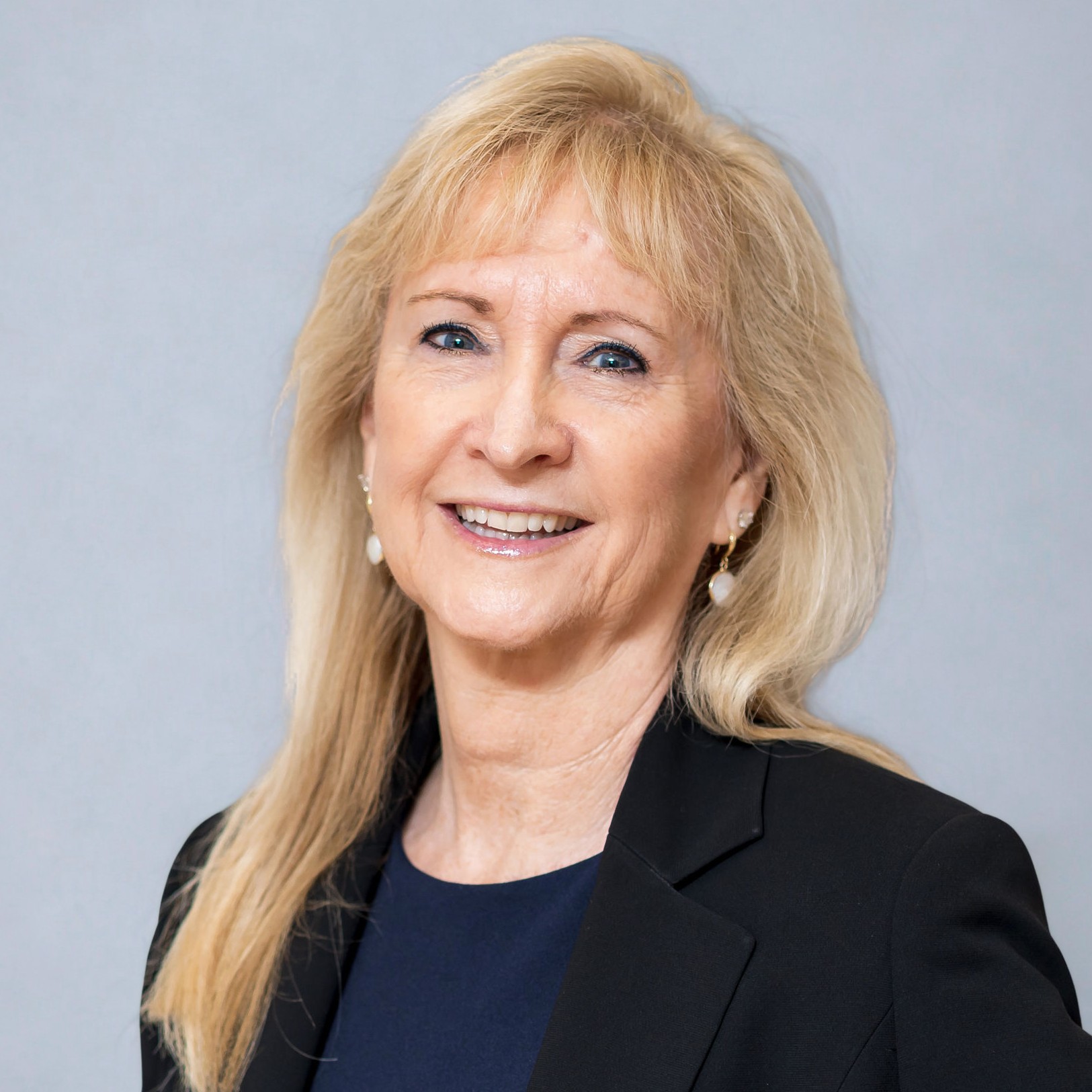 Suzanne-Oliver-Retirement-Planning-Gould-Asset-Management-LLC-Financial-Advisor-Investment-Management-La-Verne-CA