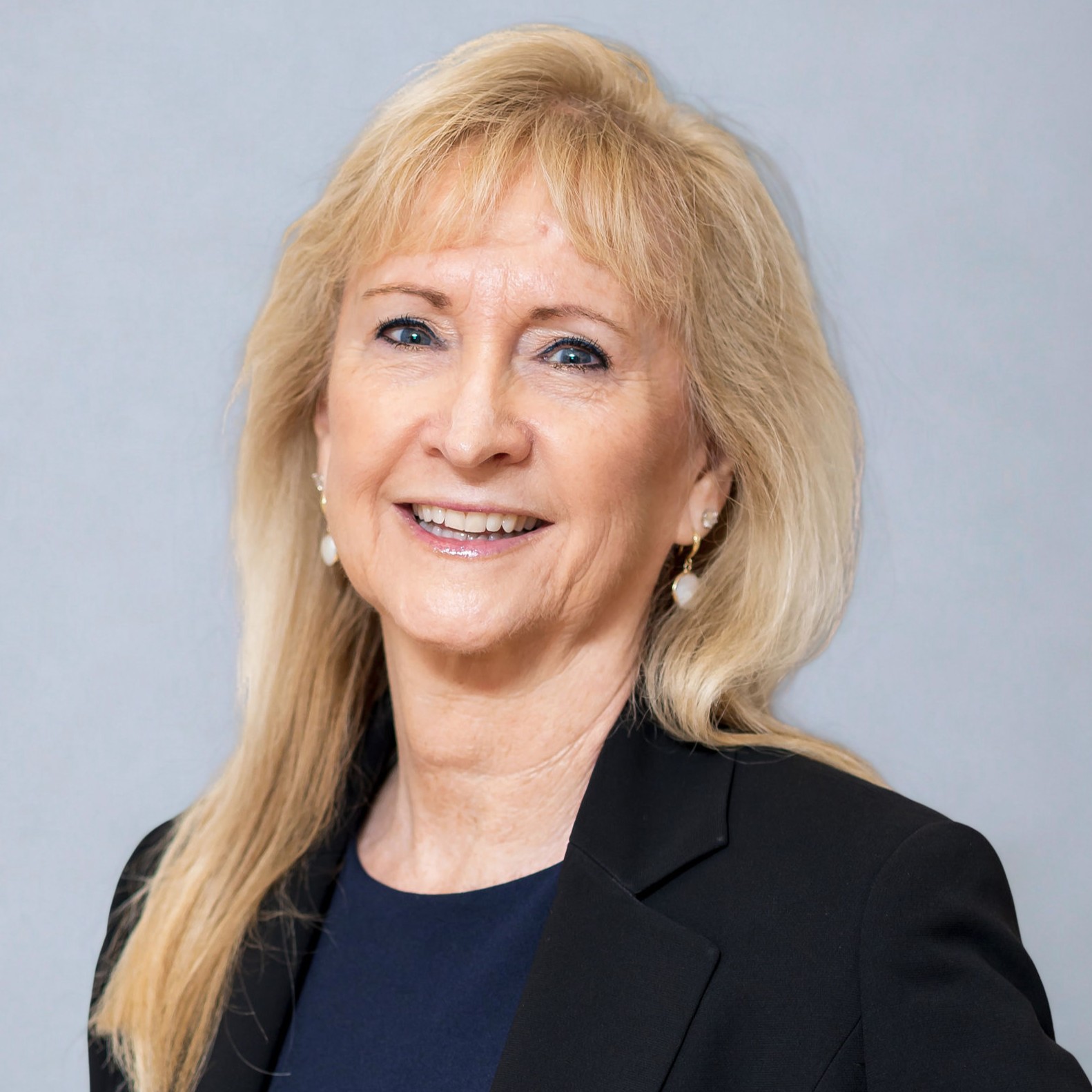 Suzi-15-2 - Edited - Edited Suzanne-Oliver-Retirement-Planning-Gould-Asset-Management-LLC-Financial-Advisor-Investment-Management-La-Verne-CA